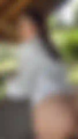 I got horny on my trip (finger in my ass)