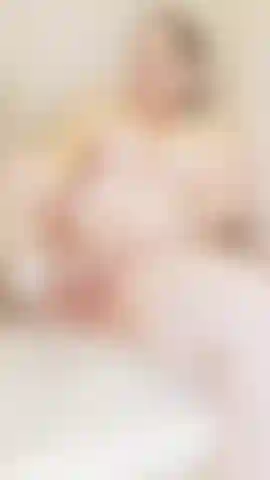 BBW CUMS HARD WITH SHOWERHEAD!