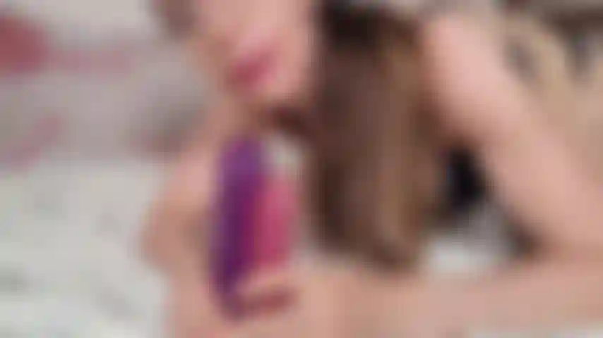 Sucking double dildos