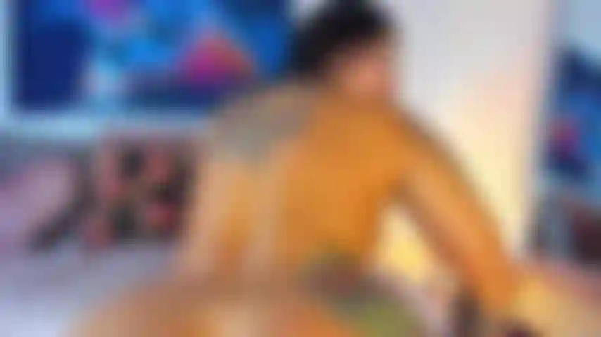 Oil and finish with fuck my toy!