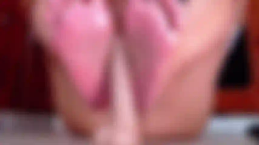 Massage with my feet with oil!