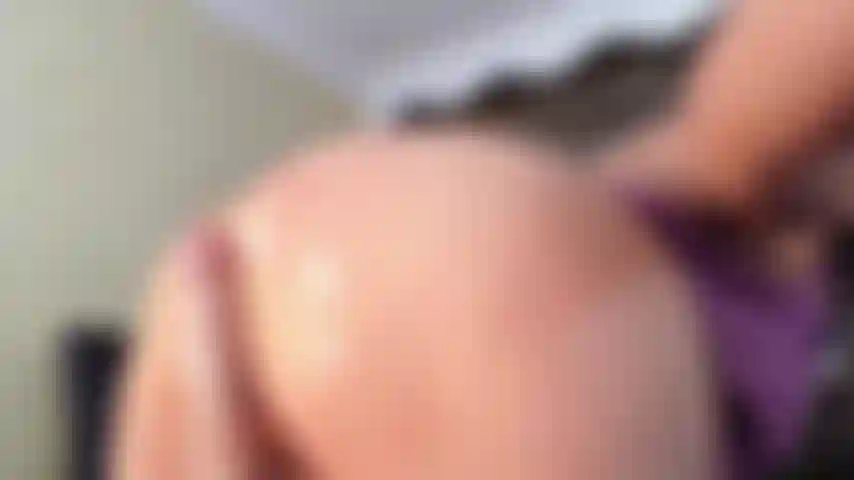 Feel my ass full of oil on your dick