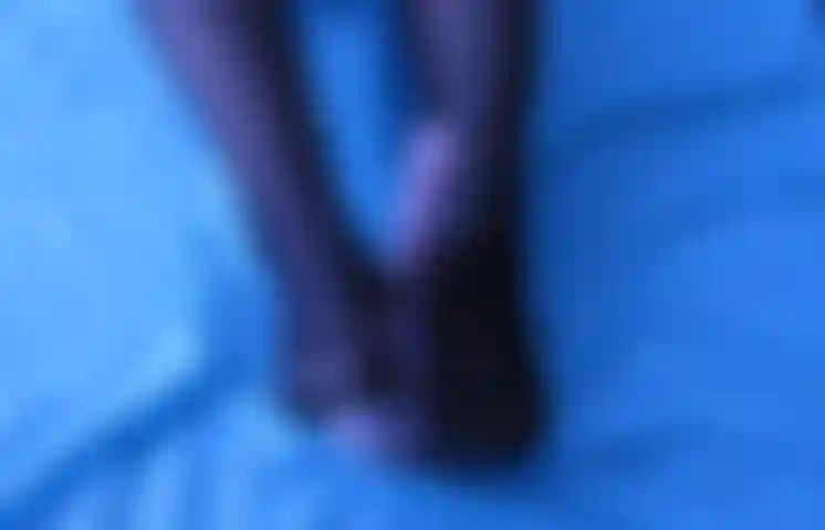 Feel my beautiful feet, my nylon on you