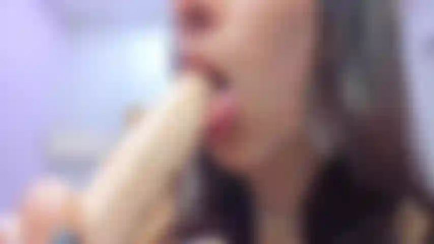 Blowjob with lots of spit