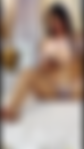 A jets with my vibrator toy.