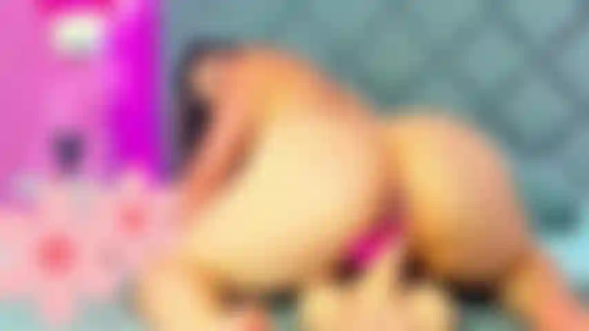 Riding my torso in reverse cowgirl, enjoy the close view