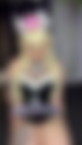 Bowsette is gifted a 14 inch mushroom cock