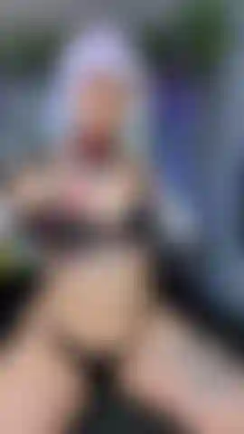 _needs_new_cyberwear