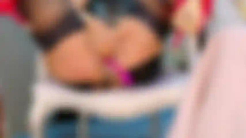 Fingering deep my pussy!