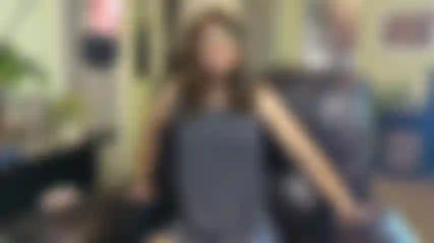 Linzy19 Inserting My Buttplug and Showing Off That Ass