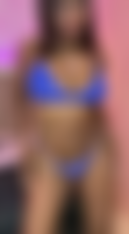 Striptease and Play DOMI