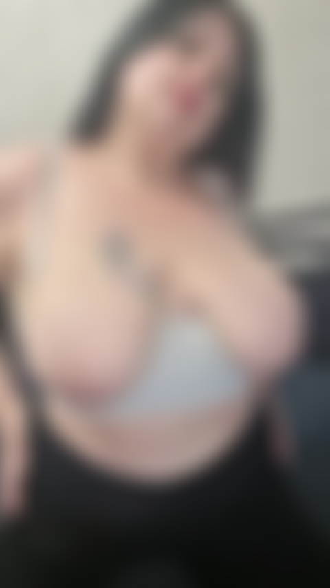 Big boobs and big naked ass teasing