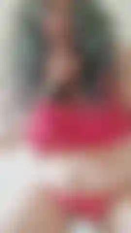 Want to hear my ass clapping? Click here