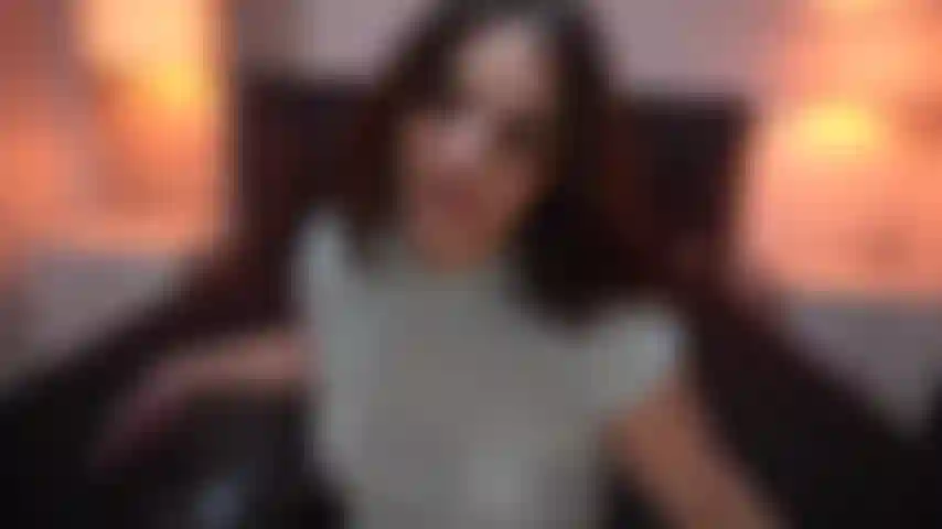 You Wanna Fuck My Face Upside Down & Make My Face Messy???