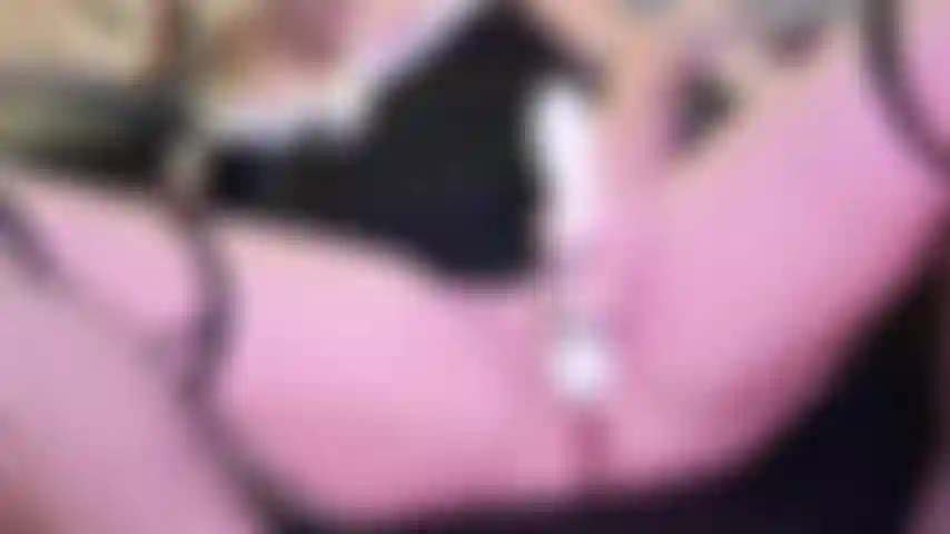 Watch me use my wand/dildo and squirt t 9 minutes long