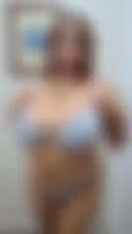 My fingers in pussy, look this huge tits.