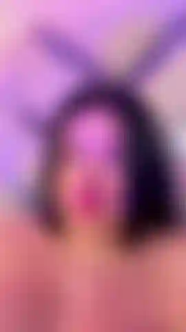 Wet and deep in my pussy 💦