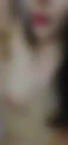 I love to tease you. I sensually pose and caress my hairy armpits. I offer you an inviting view of my bush, small tits and hairy armpits. I get up so you can admire me from the head to my knees.