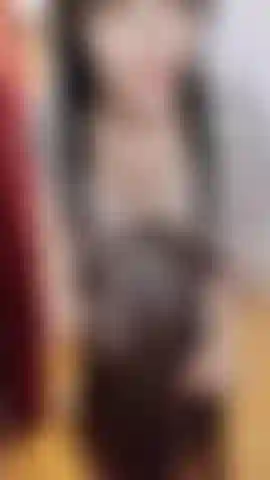 Hairy pussy! Do you wonder what a never shaven pussy looks like?