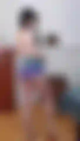 Hairy Girl Stand Up Masturbation