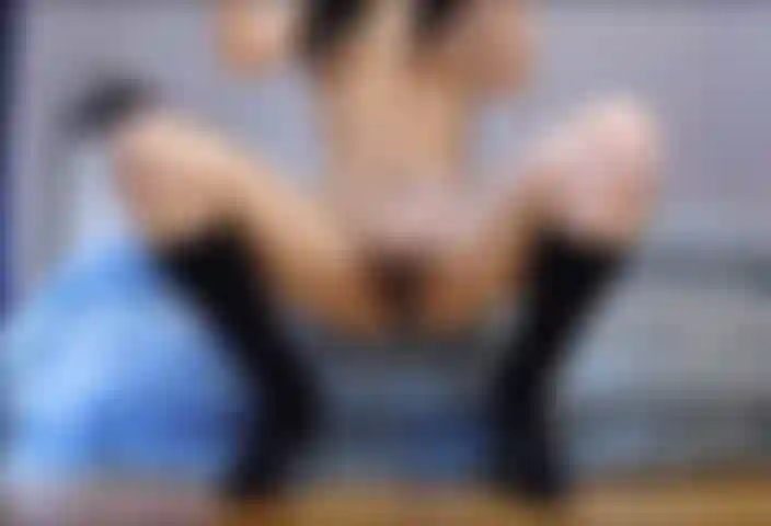 Fingering myself until i cum while i'm wearing high heel boots. // I wear high heel boots and i finger myself until i orgasm.