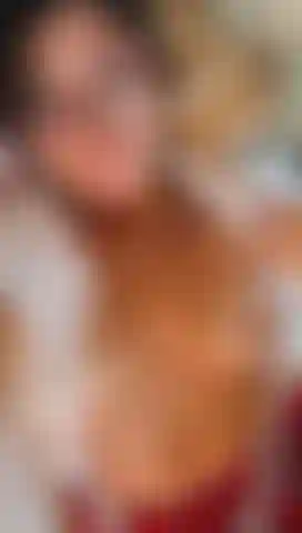 I'm cute here... but in private I'm naughty😈