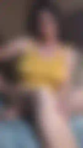 Stepmom catches stepson stroking to her photos/videos