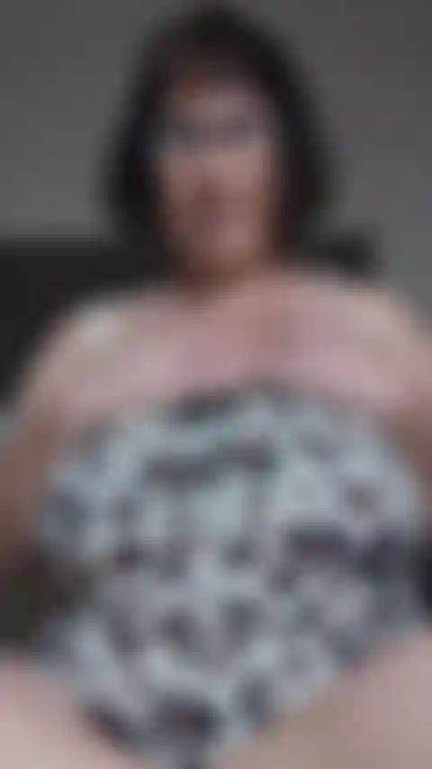 Playing while watching threesome porn!