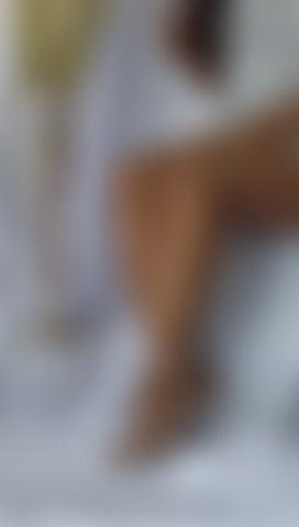 Between lights and elegance.