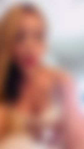 Look my cute face when i ride you.