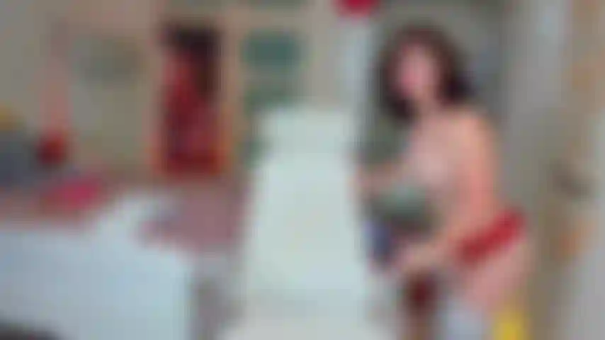 Pink handcufs, being an obeying girl, begging you to let me cum, controling my toys will i end up losing my damn mind...yes, this is LYZMANIA!