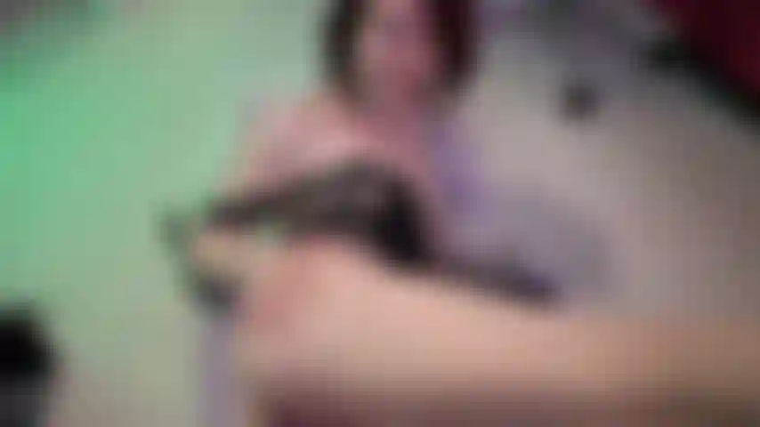 NEWEST AND CLOSE UP 4K ANAL TIME! I will show my ass very close while I fuck it with my favorite glass dildo! All you have to do is to enjoy this tight hole and cum inside it!