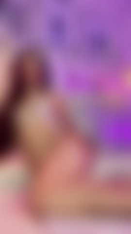 With lingerie or naked, what do you think?