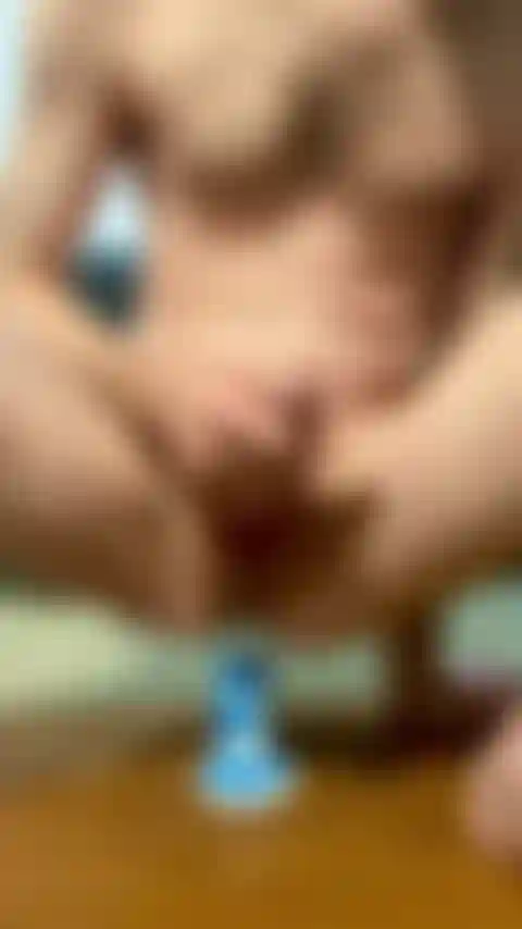 (full vid) bouncing on my toy