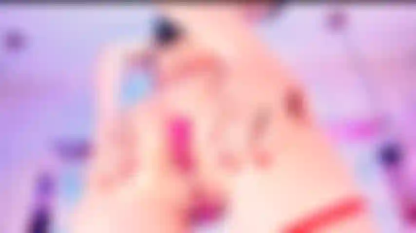 I show open ass with pussy