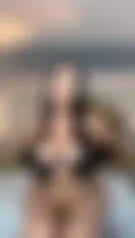 Bouncing my big tits.