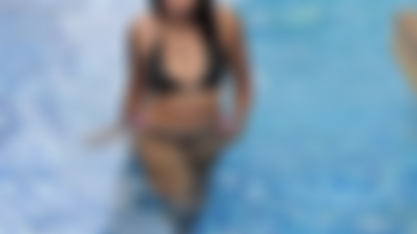 Maddy playing her hot body, do you want play with her?
