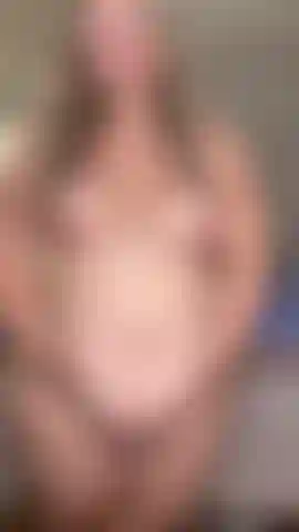 The chair is holding my pregnant belly as I cum two times fuckkkk