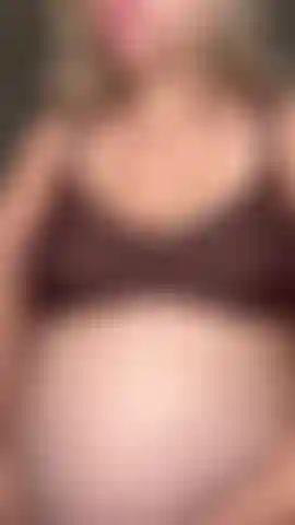 Stripping and shaking/ twerkingmy huge ass and pregnant body for you