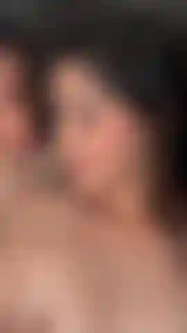 Sara's sexy nipples