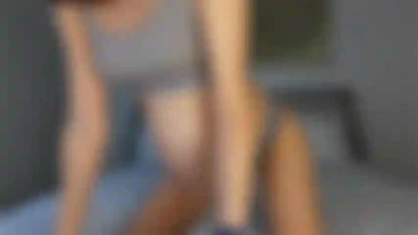 preggo shows her asshole and pussy
