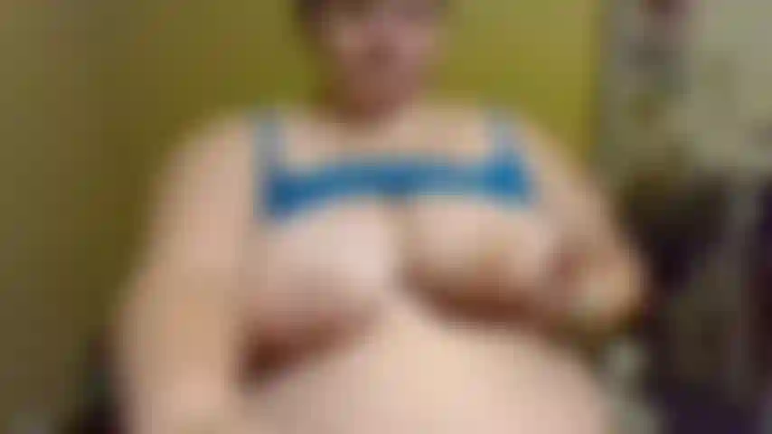 shaking my tits for you