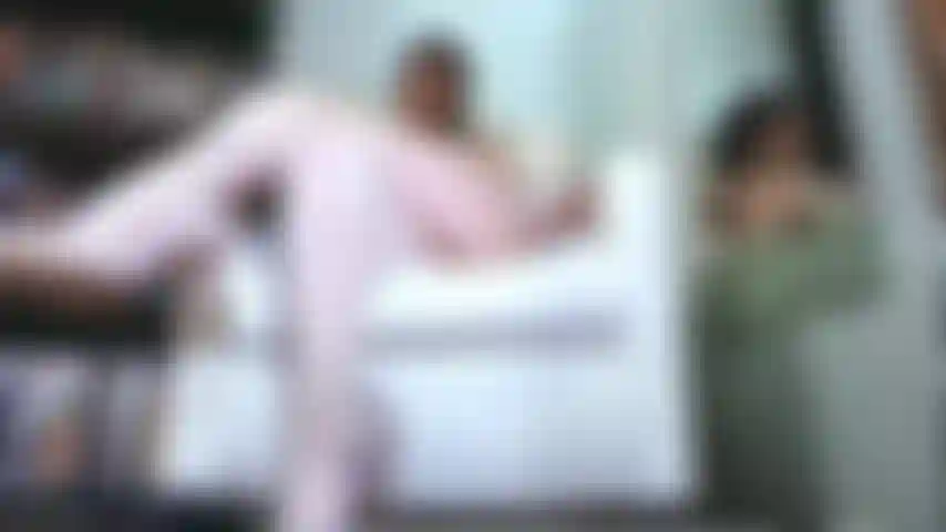 Joi for crossed leg, dangling worshiper.