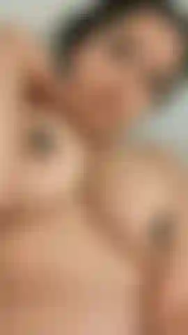 BATHTUB NO MAKEUP TEASE