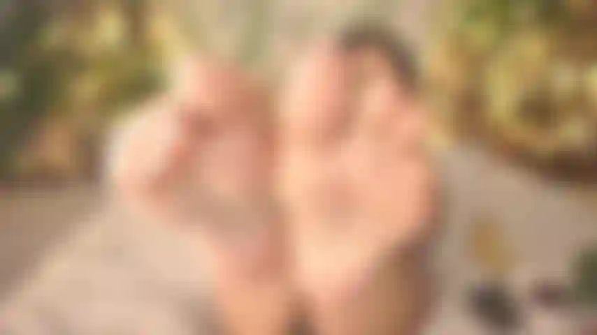 BUY IF YOU WANT TO WORSHIP MY PINK SOLES