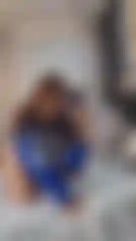 Thinkg about me like this on ur bed.