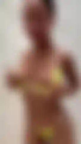 My small and paraditas tits.