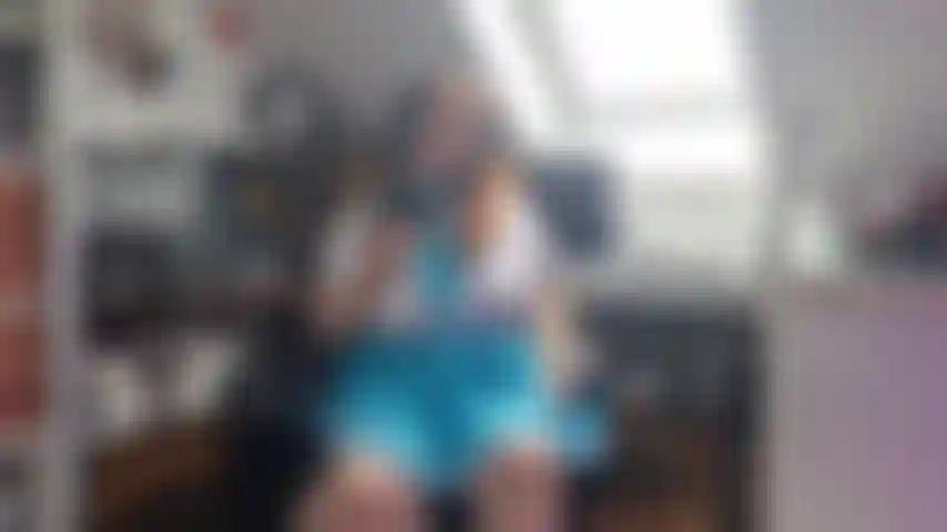 Gamer girlfriend gets it on! Horny through gaming.