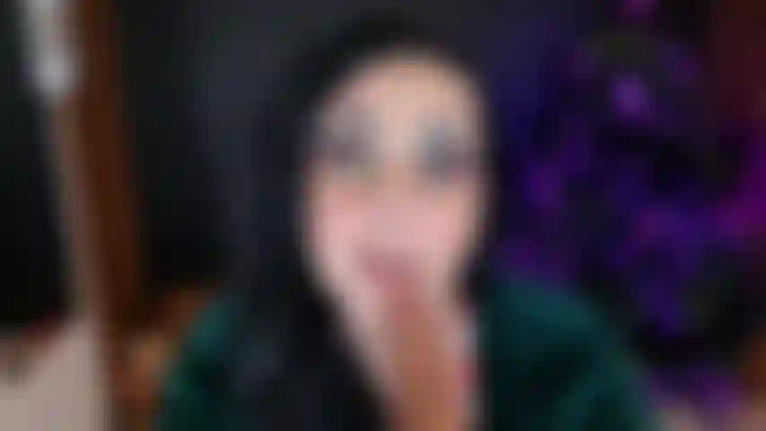 Christmas elf blowjob with dirty talk and countdown.