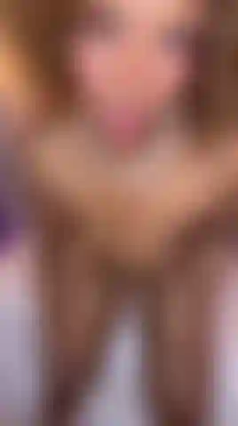 spread my big butt cheeks in doggy style
